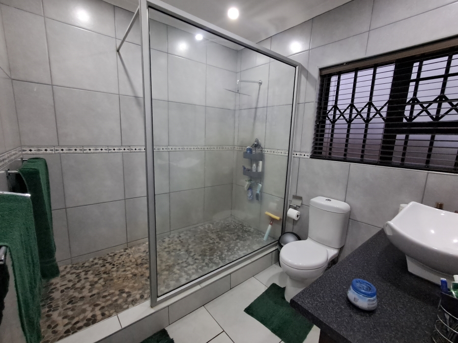 3 Bedroom Property for Sale in Vanes Estate Eastern Cape